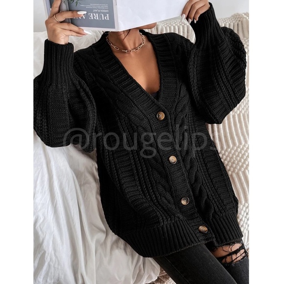 Oversized Black Cable Knit Cardigan Long Sleeves Hip Length Buttoned - Picture 6 of 10